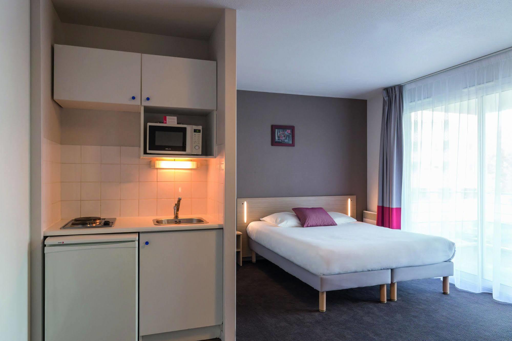 อพาร์ตซิตี้ ลา โรเชล Aparthotel ลาโรแชล ภายนอก รูปภาพ