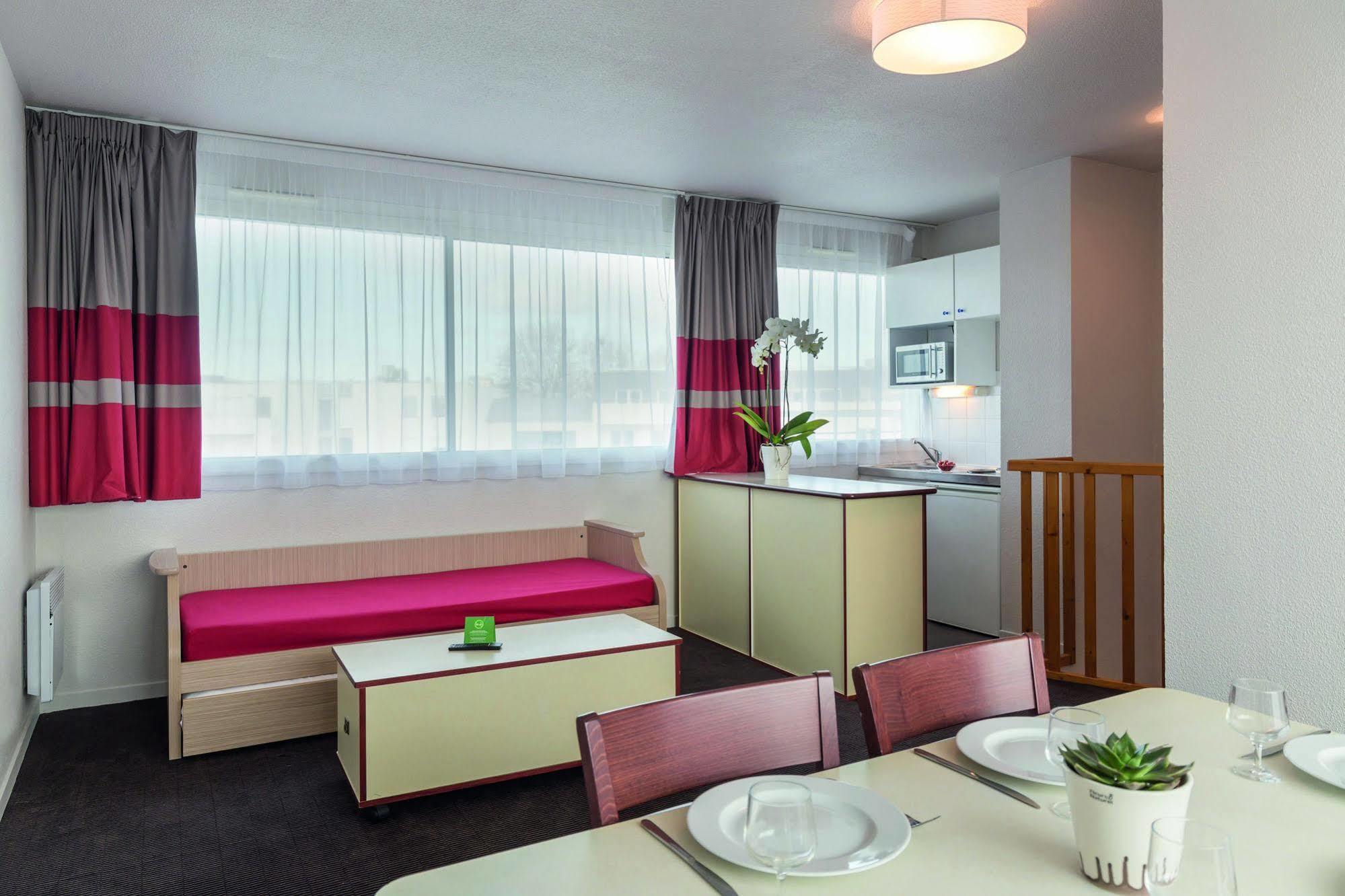 อพาร์ตซิตี้ ลา โรเชล Aparthotel ลาโรแชล ภายนอก รูปภาพ