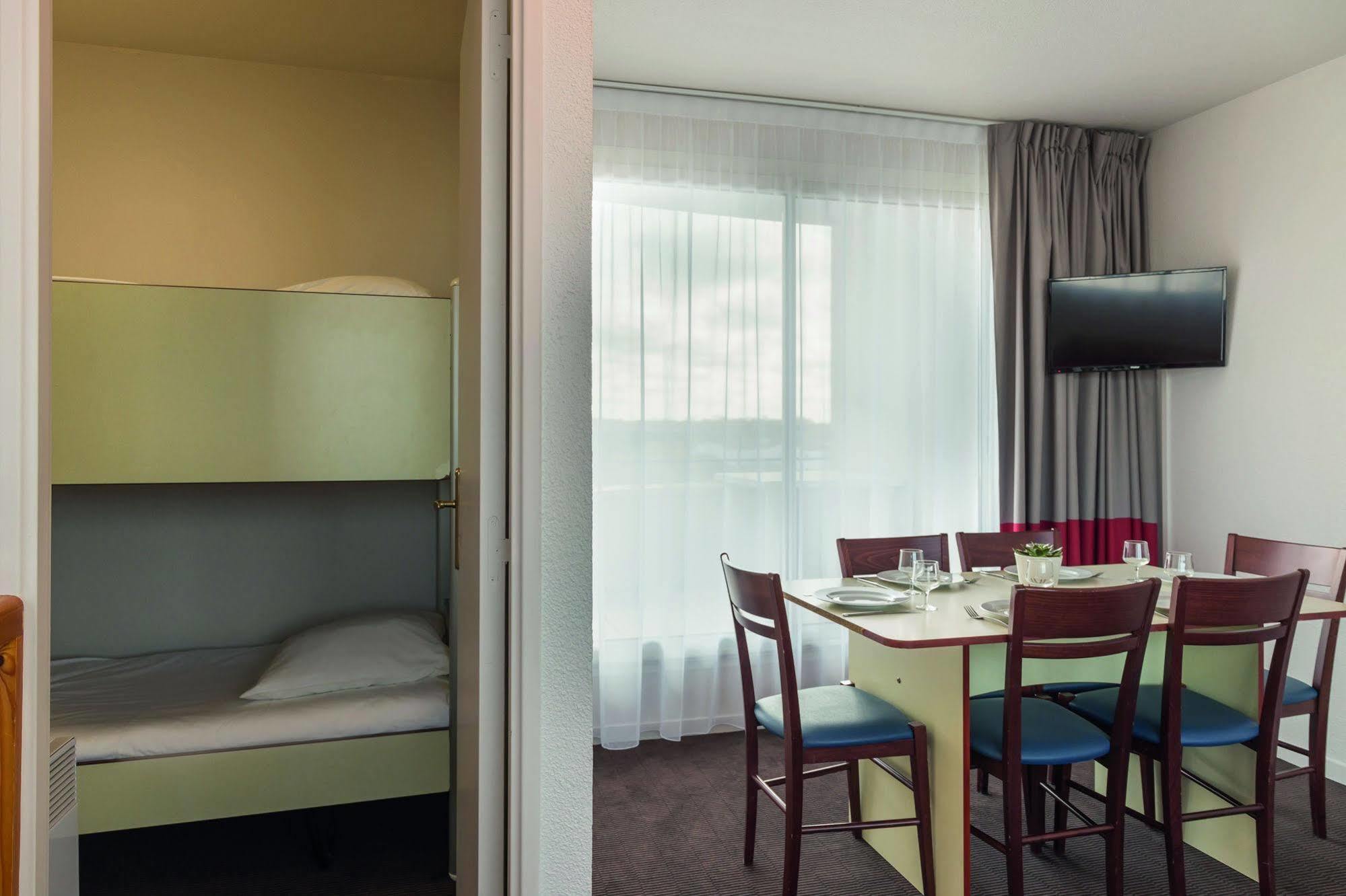 อพาร์ตซิตี้ ลา โรเชล Aparthotel ลาโรแชล ภายนอก รูปภาพ